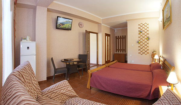 снять номер в алуште полулюкс